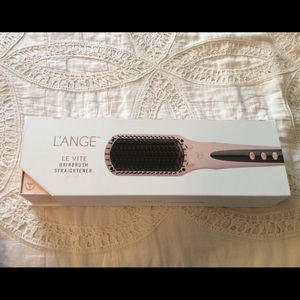 Lange hairbrush straightener